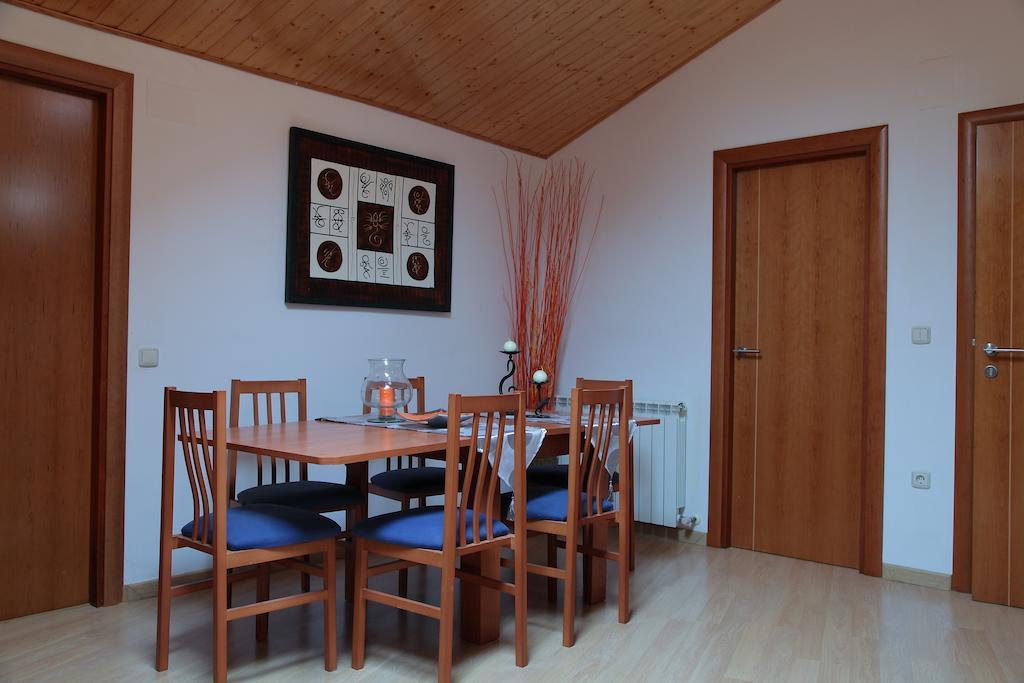 Vivienda Turistica Los Mesones Ágreda الغرفة الصورة